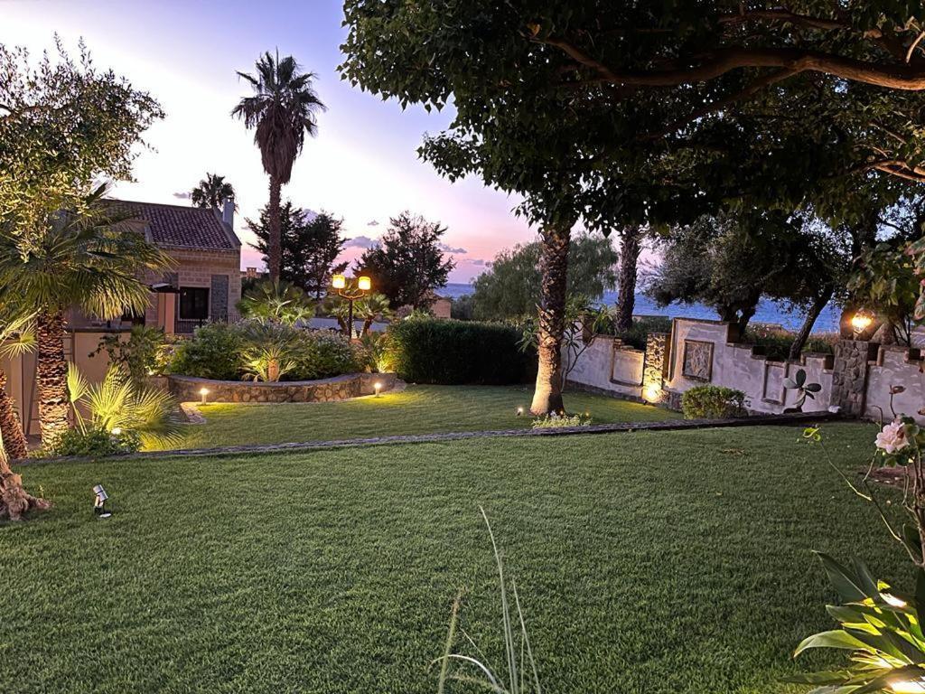 Villa Medina チェファル エクステリア 写真